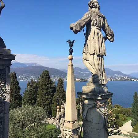 Rosada Στρέσα
